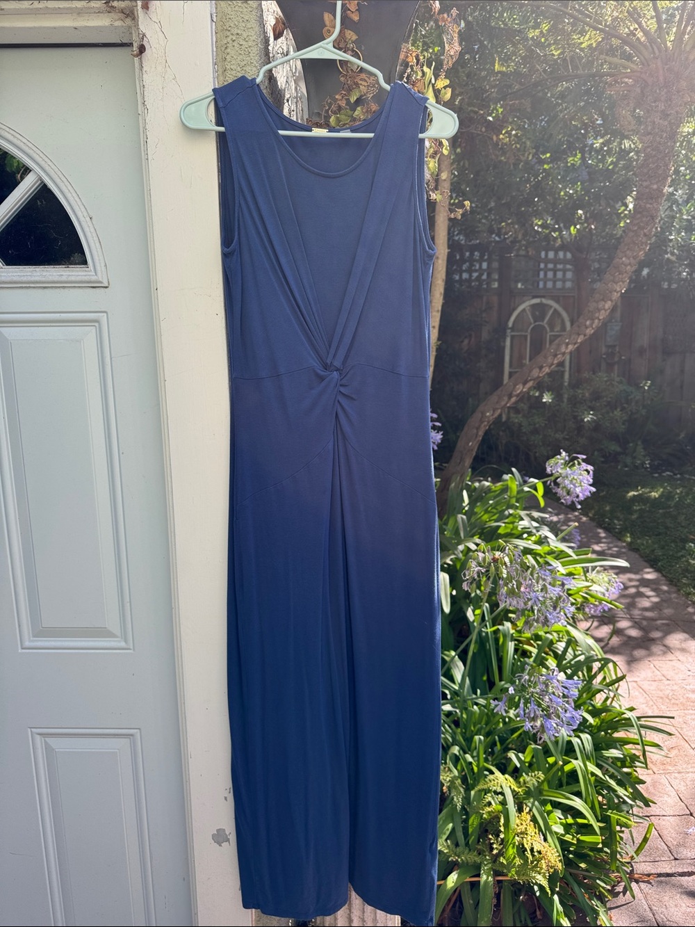 T Tahari Blue Twist-Front Sleeveless Maxi Dress